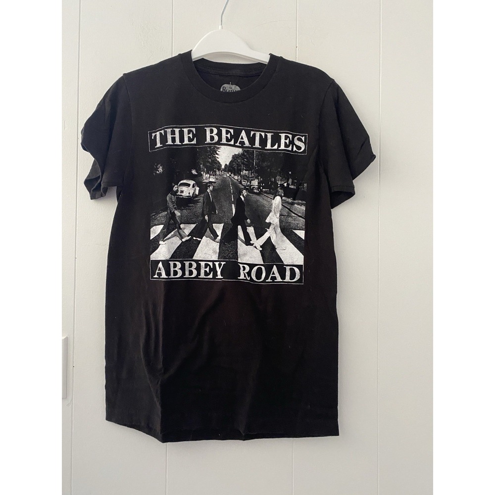 The Beatles Abbey Road Black Adult Small British Rock Music Band Tee Cotton